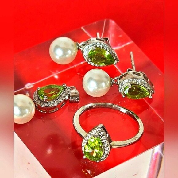 925 Sterling Silver Jewelry Set with Natural Freshwater Pearl & Peridot Gem - Picture 7 of 7
